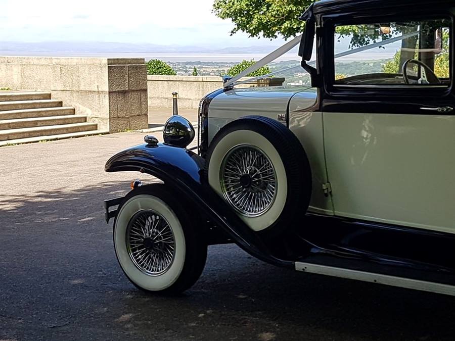 Bramwith Classic Limousine Landaulette Wedding Car